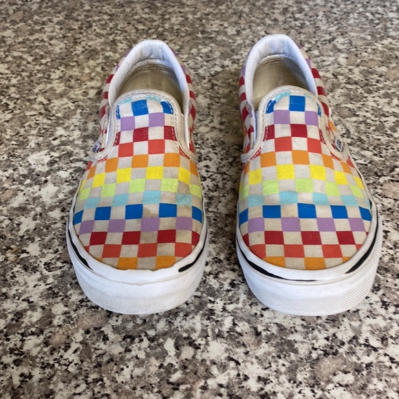 Vans Low Top “Rainbow Checkered” / Size 3 Kids / 500714 - Picture 2 of 11